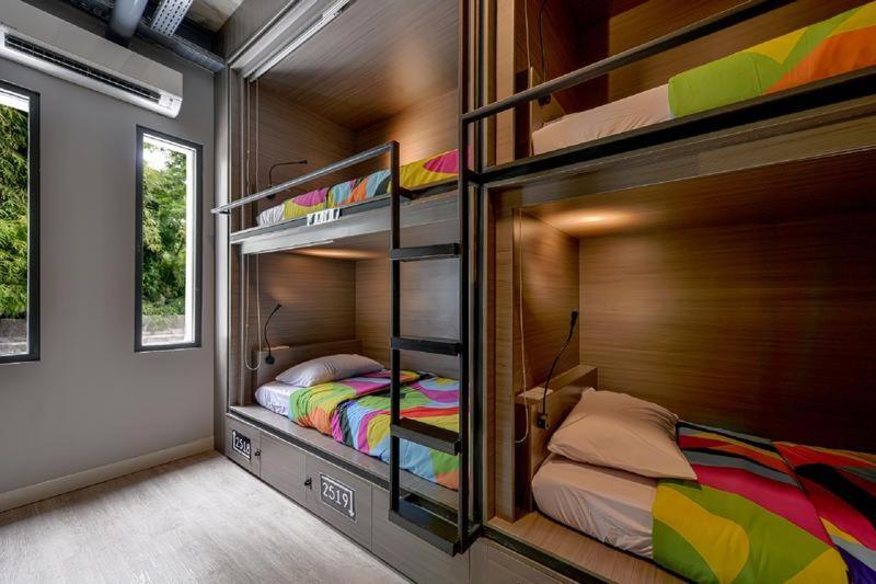 The Social House - Coliving & Hostel - Previously Known As Nomad Hostel Jakarta Eksteriør bilde